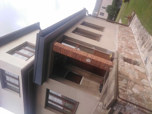 Renovace fasády - rodinný dům Praha | před realizací